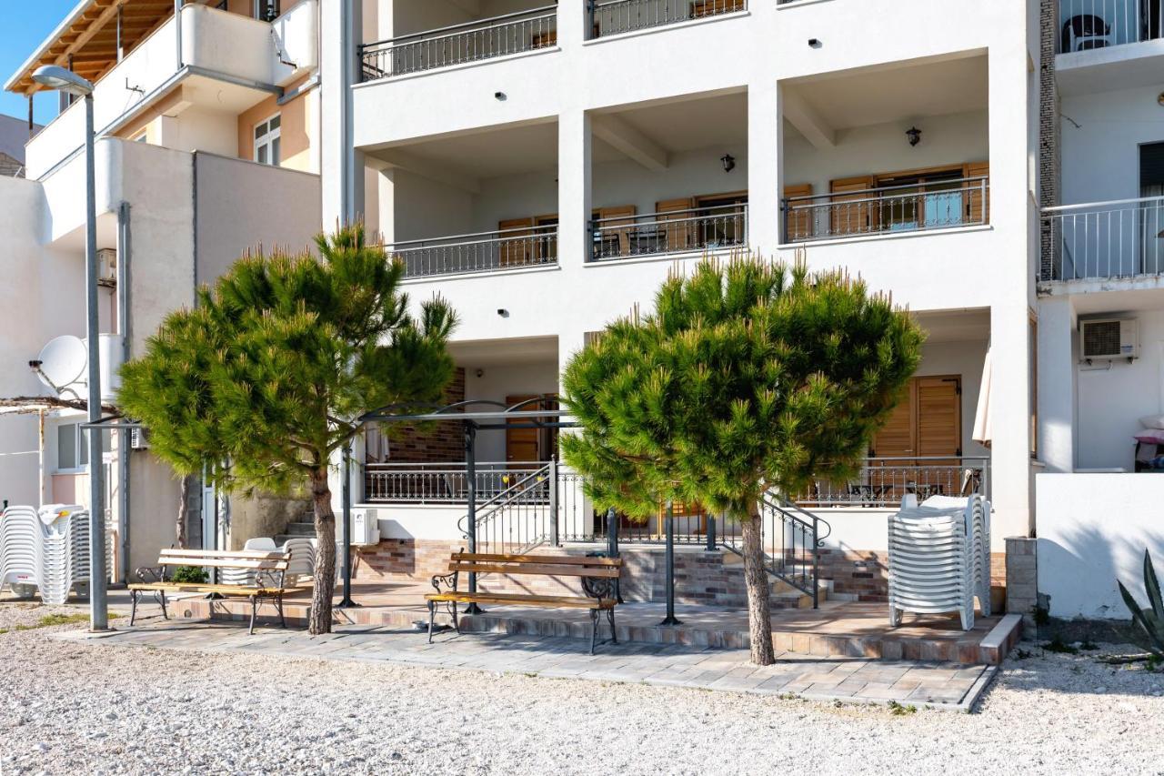 Apartments Lea Podstrana Buitenkant foto